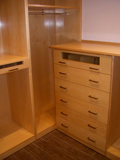 Cajonera en madera de arce